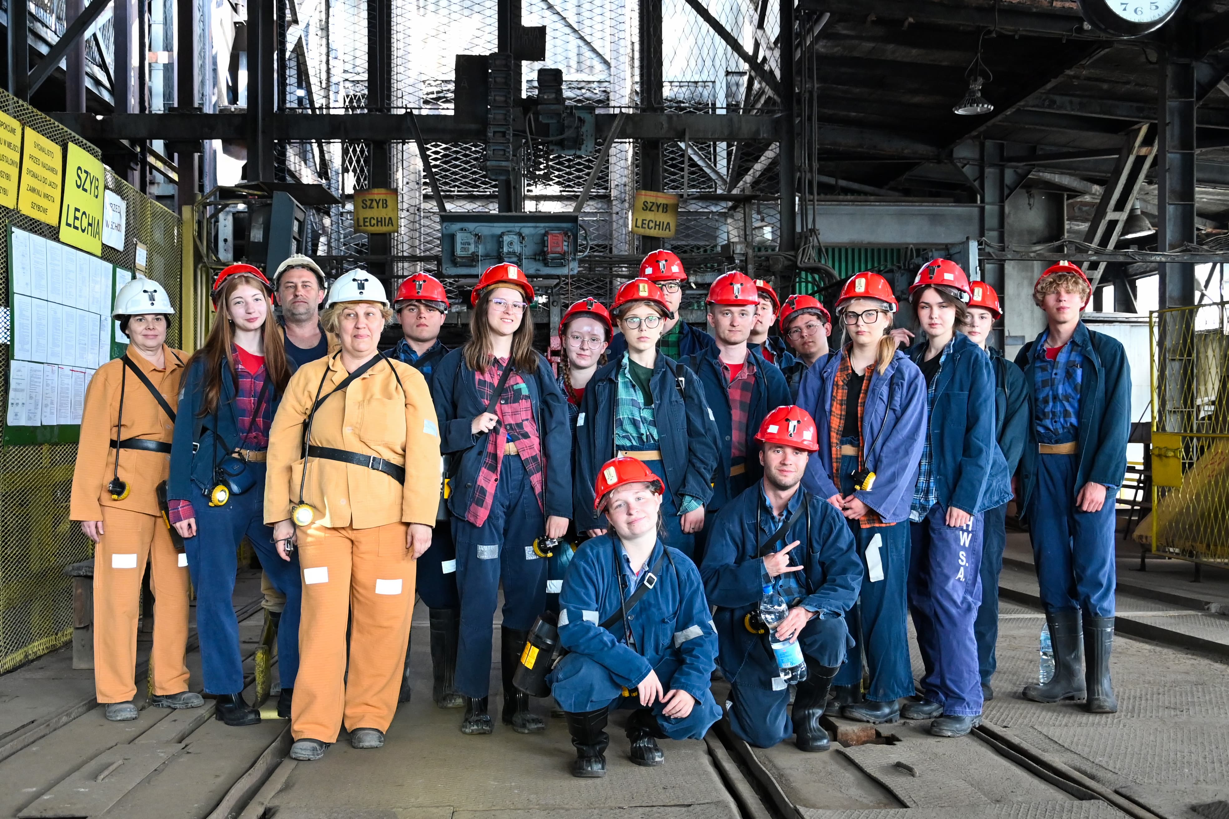 UMCS geography students at 370 m level